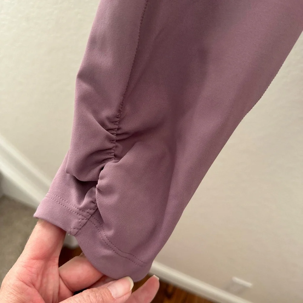 Lululemon Awakening Tight Taryn Toomey Collection dusty mauve LE‎ size 10 NWT